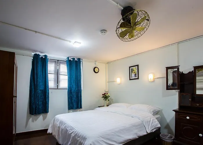 Hostel Baan Gaysorn Bangkok