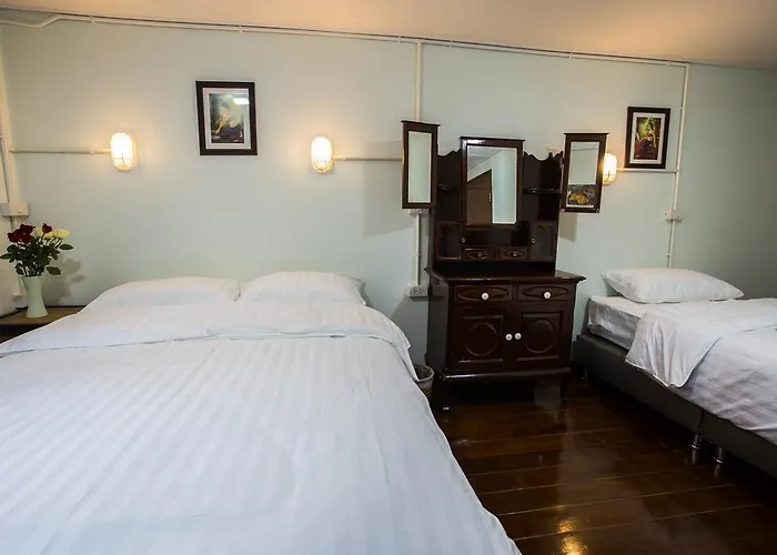 Hostel Baan Gaysorn Bangkok