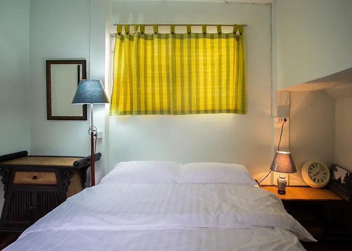 Hostel Baan Gaysorn Bangkok