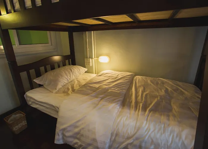 Baan Gaysorn Hostel