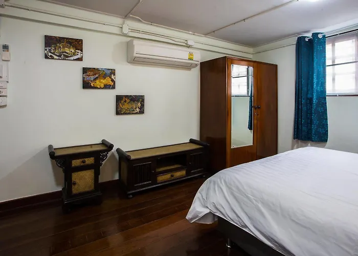 Hostel Baan Gaysorn Bangkok